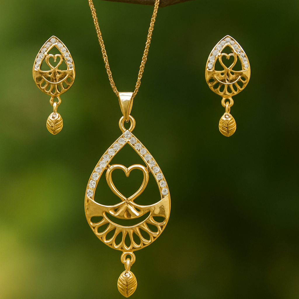 Heart Shaped Pendant Set